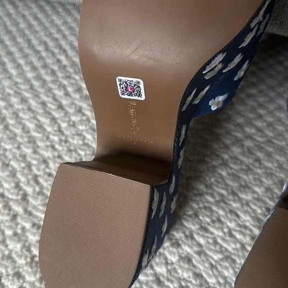 Larroude Miso Platform Sandal - Picture 12 of 12